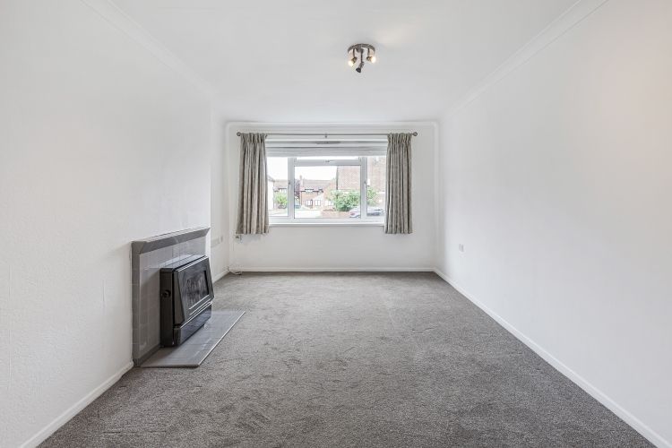 Property photo 2 of 6 302249