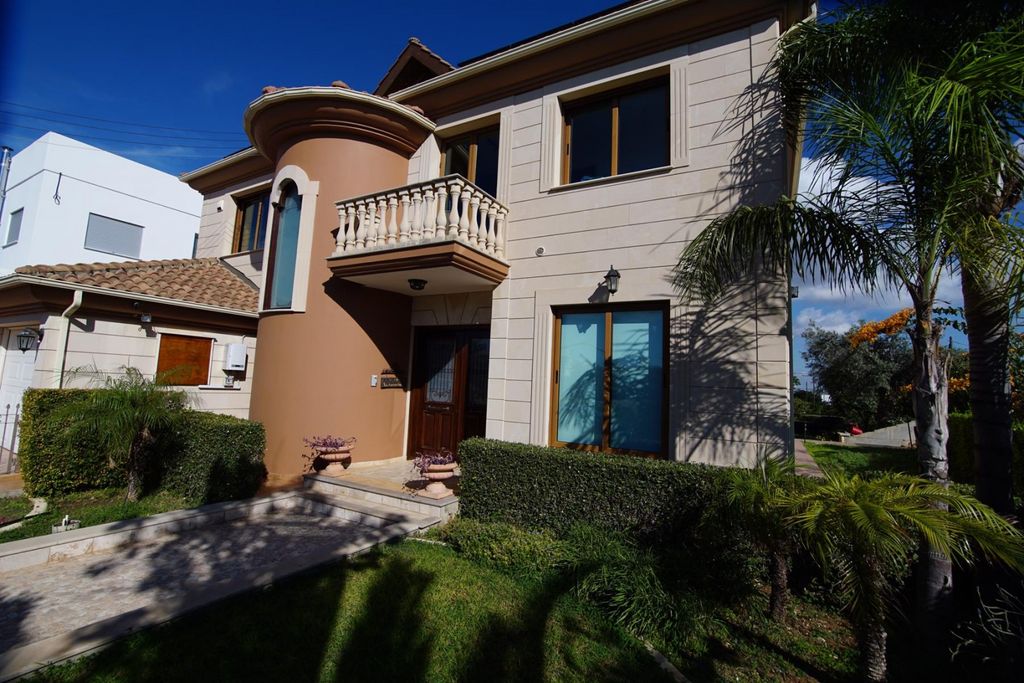 Property photo 1 of 22