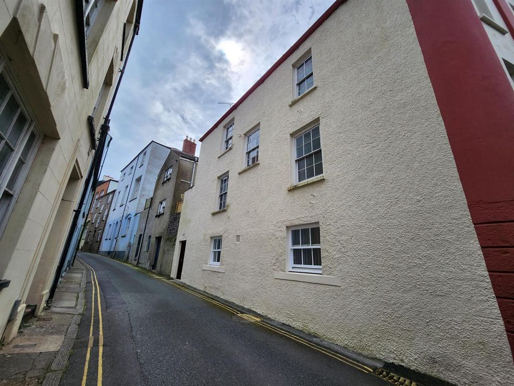 Property photo 1 of 14 275c4F3F-8Bfe-4c07-8F38-389B58Fa02c8.Jpg