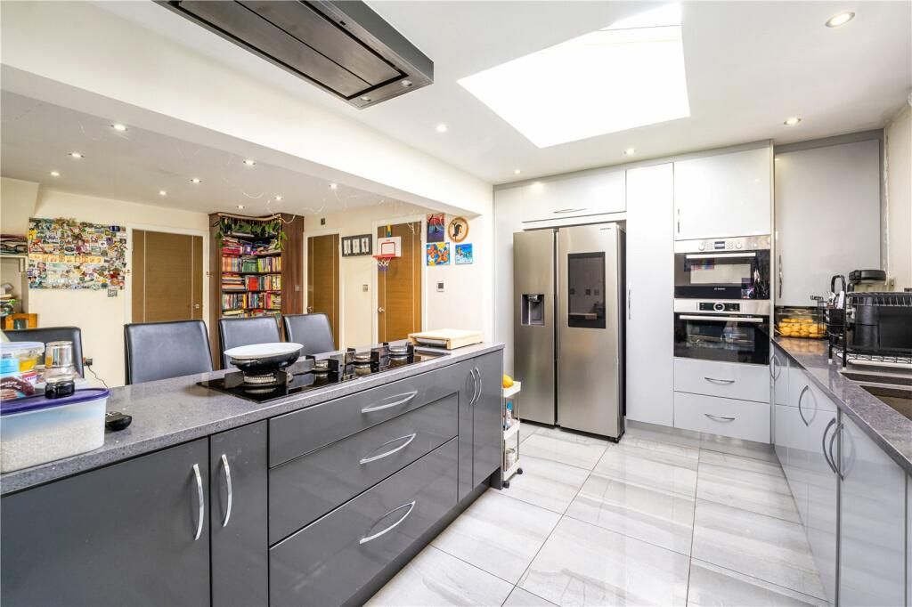 Property photo 2 of 13 Efd5Fe85494701770Ea6F596120A41Bc