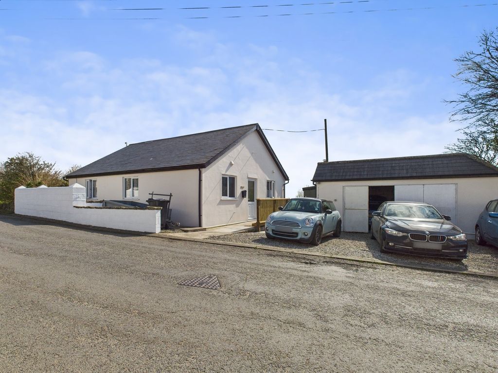 Property photo 1 of 20 Front