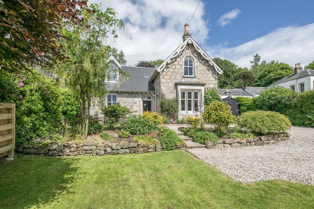 Additional image 44 of 5 bed semi-detached house for saleEast Faerwood, Harviestoun Road, Dollar FK14