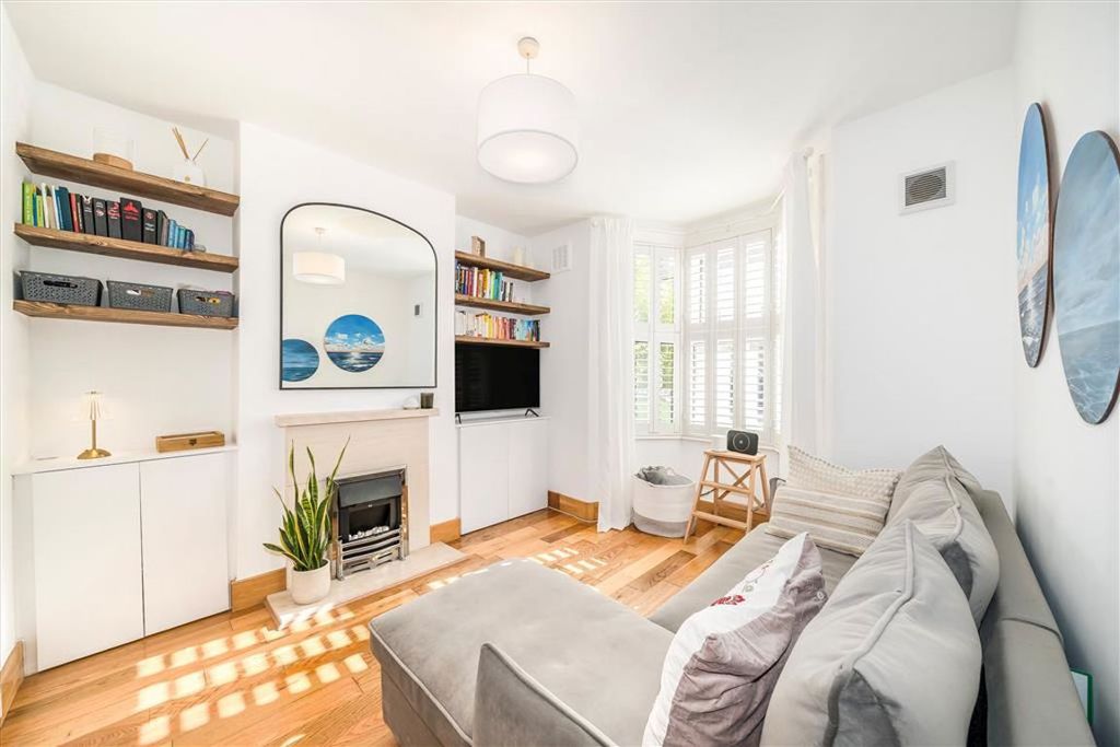 Property photo 3 of 7