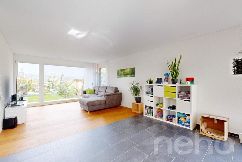 Property photo 2 of 12