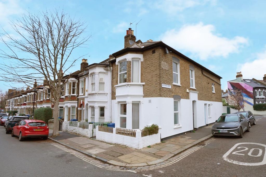 Property photo 2 of 12 3.Jpg