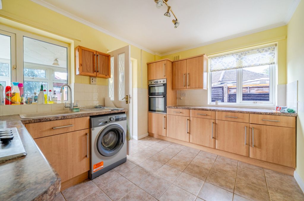 Property photo 3 of 25 1524307 (16)
