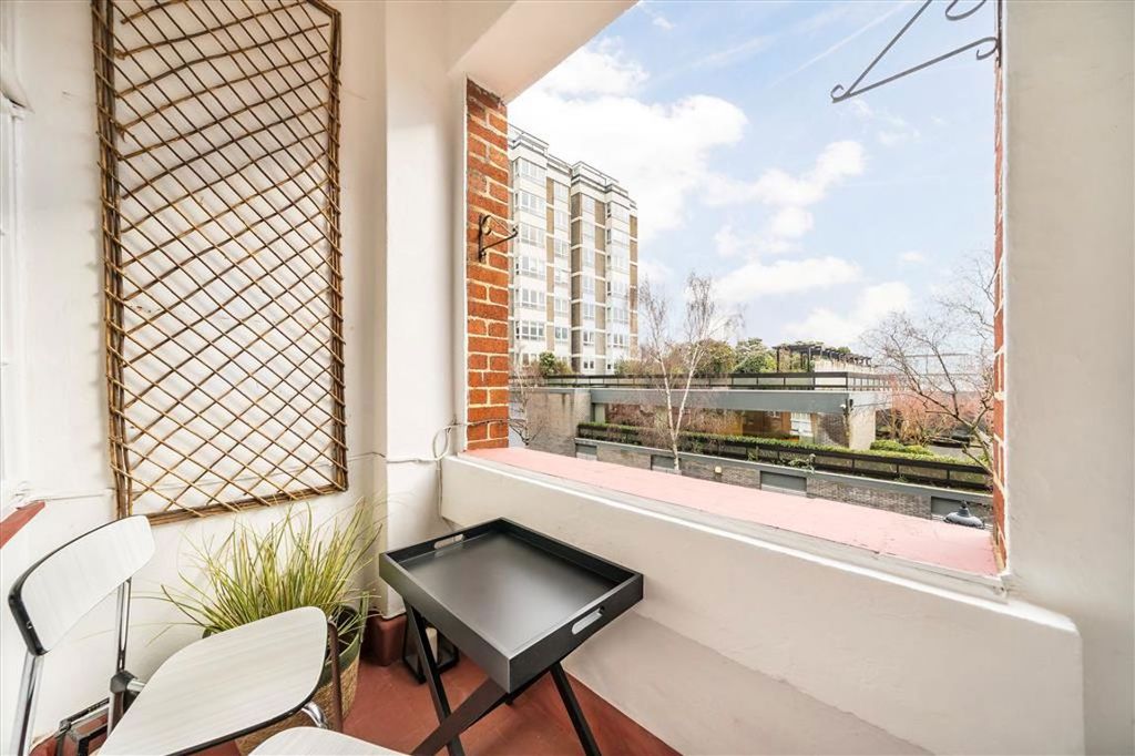 Property photo 3 of 8