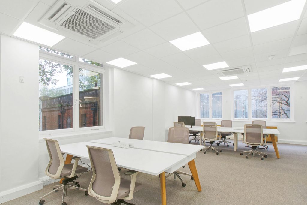 Property photo 3 of 7 Dsc06898.Jpg