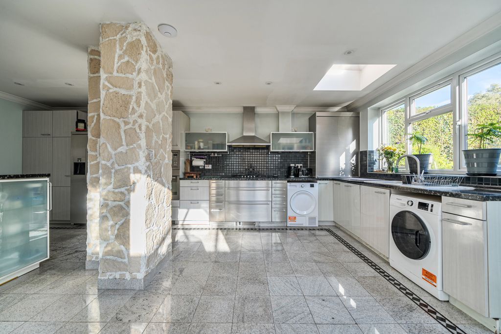 Additional image 16 of 6 bed detached house for saleChiltern Road, Pinner, Middlesex HA5