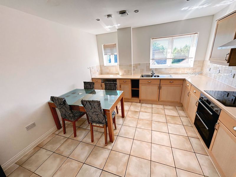 Property photo 2 of 16 Photo 8