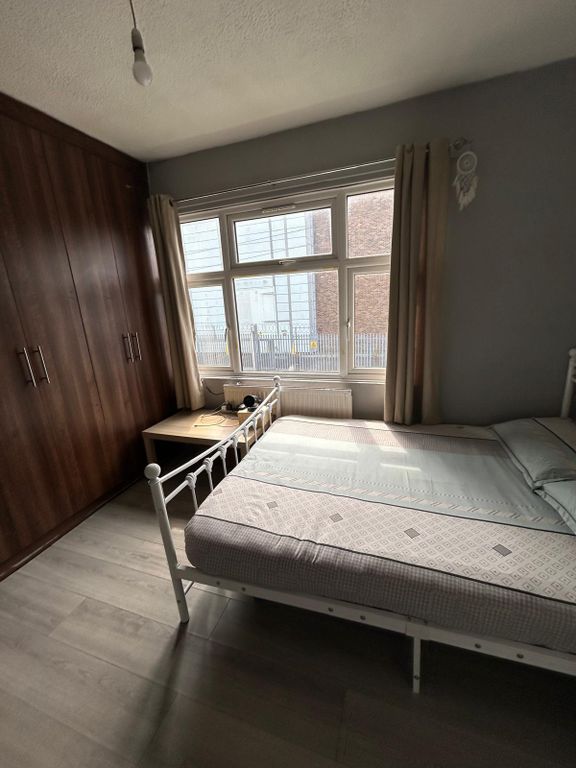 Property photo 3 of 4