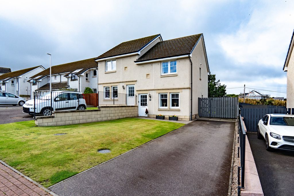 Property photo 1 of 37