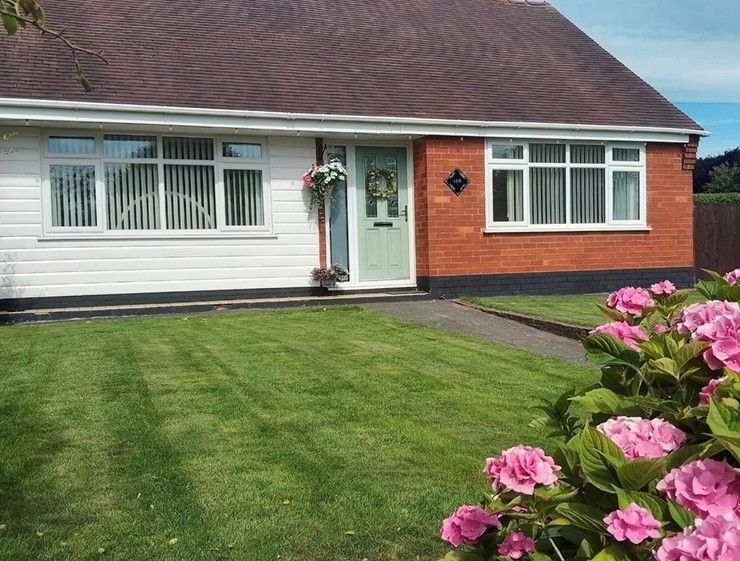 Property photo 1 of 21