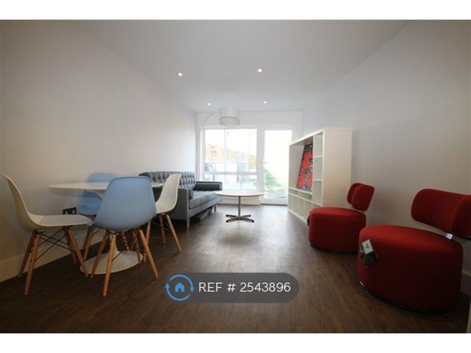 Property photo 1 of 8