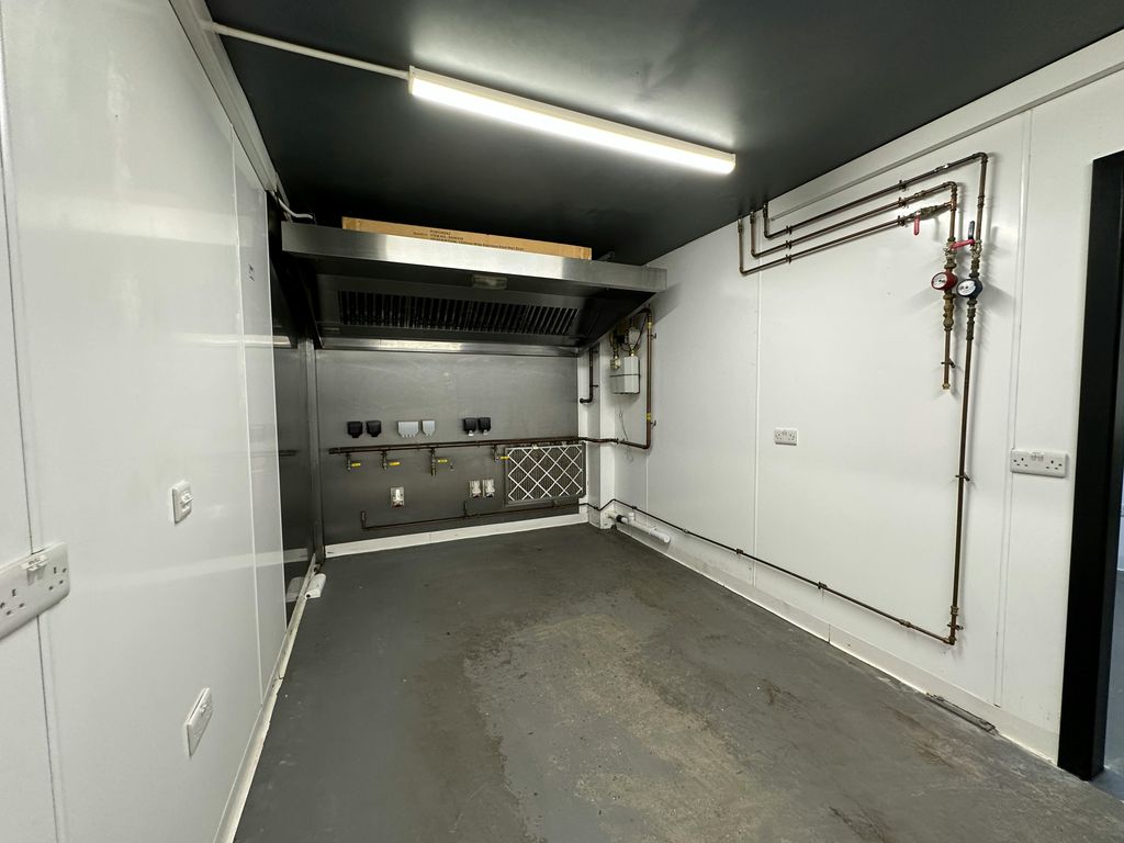 Property photo 2 of 7 20260226_104522201_Ios.Jpg