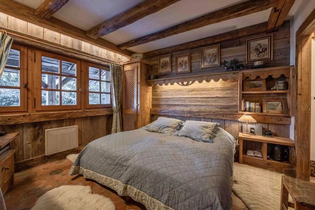 Property photo 3 of 36