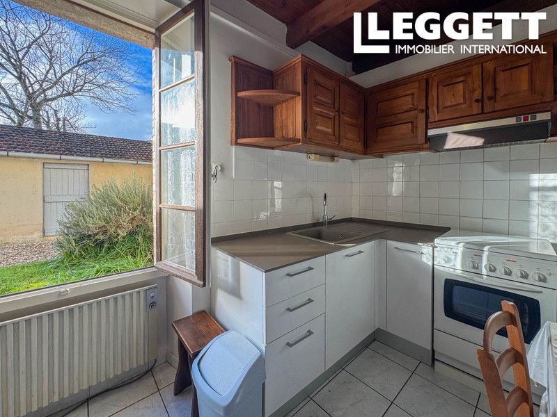 Property photo 2 of 10