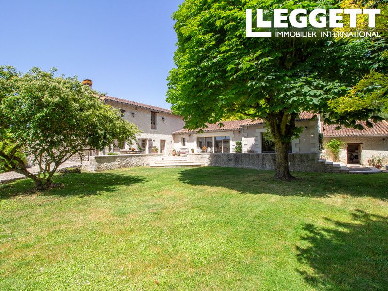 Property photo 2 of 10