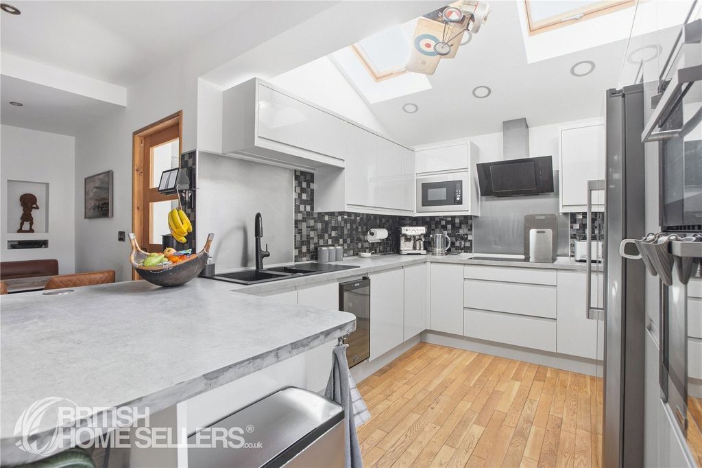 Property photo 3 of 15 Picture No. 62