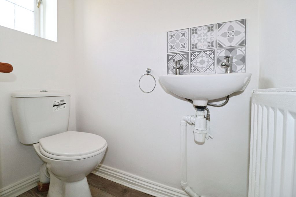 Property photo 3 of 15