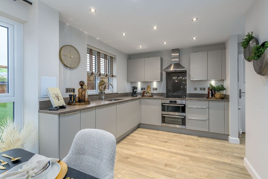 Property photo 3 of 10 Kitchen/Dining Area In 4 Bedroom Balloch House Type