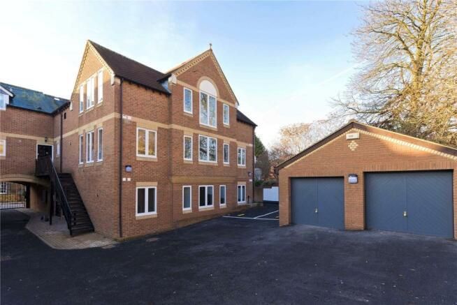 Property photo 1 of 6