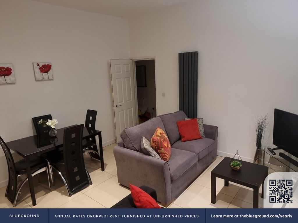 Property photo 3 of 24 Living Room