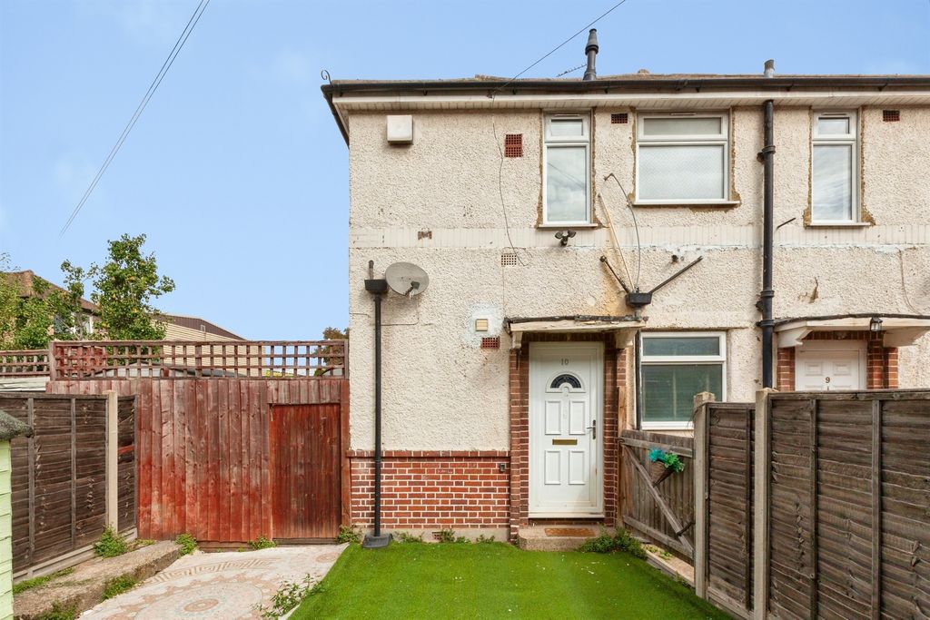 Property photo 1 of 13