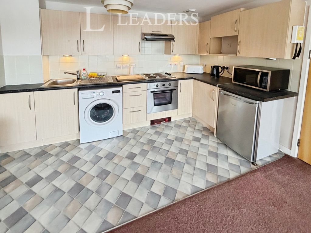 Property photo 3 of 6 Pbox-Img.Jpg