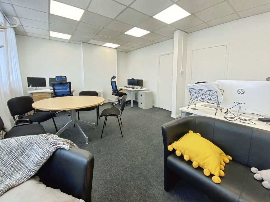 Property photo 3 of 7