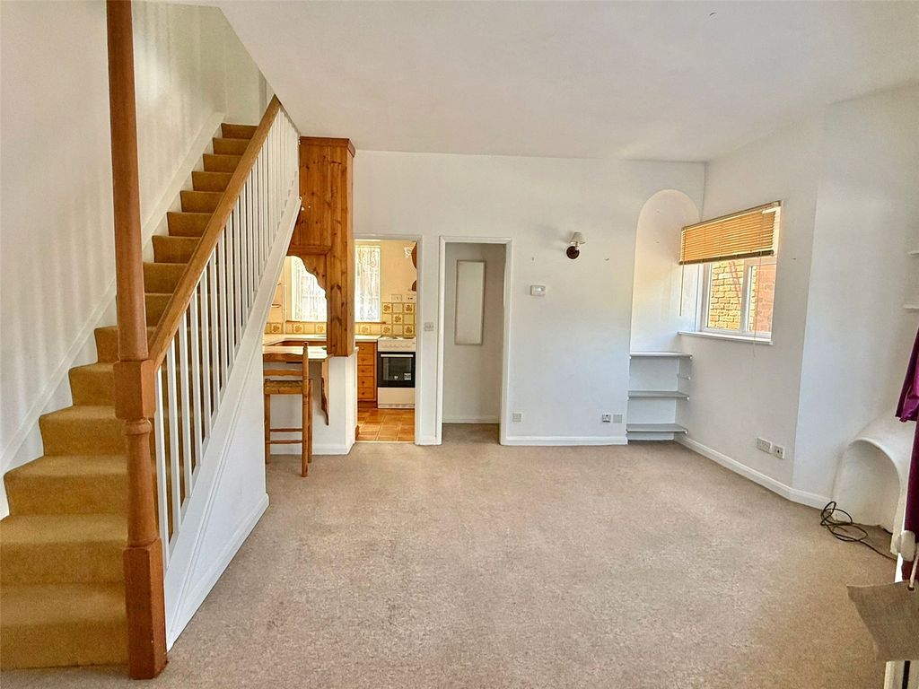Property photo 3 of 12 Picture No. 12