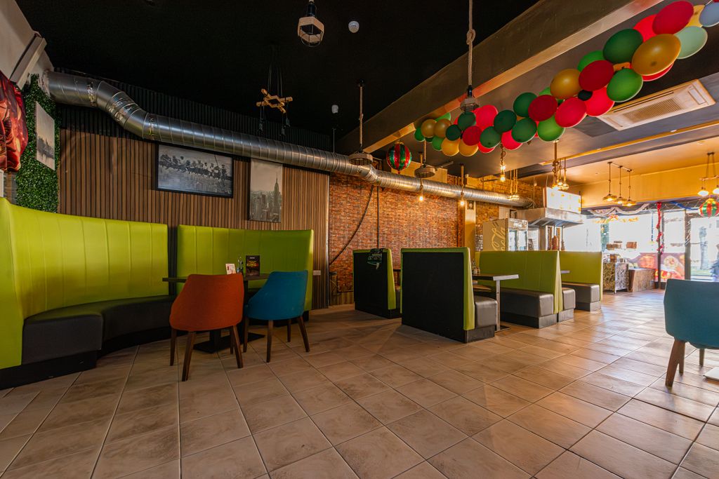 Property photo 3 of 15 Stroud Green Road 137-003