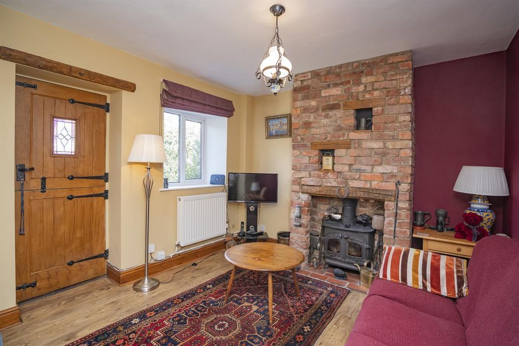 Property photo 3 of 14 Photo 3