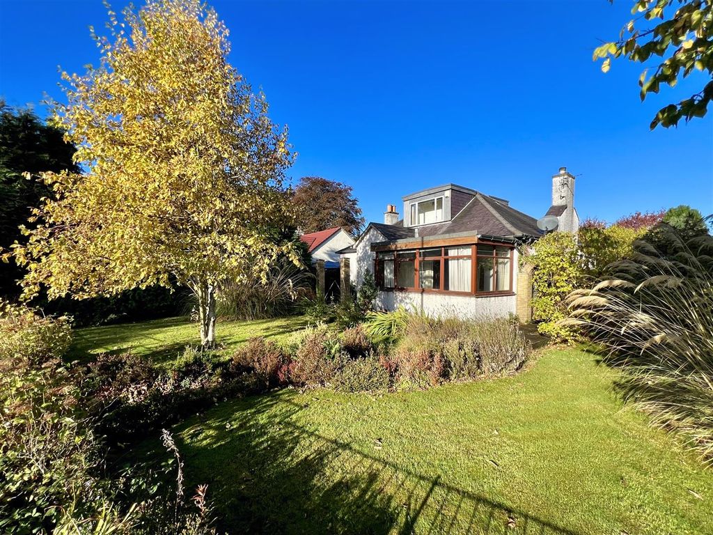 Property photo 1 of 20 Garvock Hill, Dunfermline