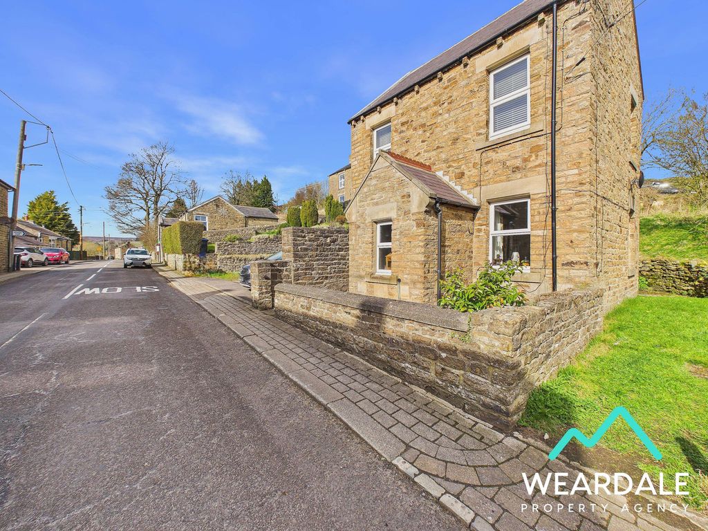 Property photo 1 of 33
