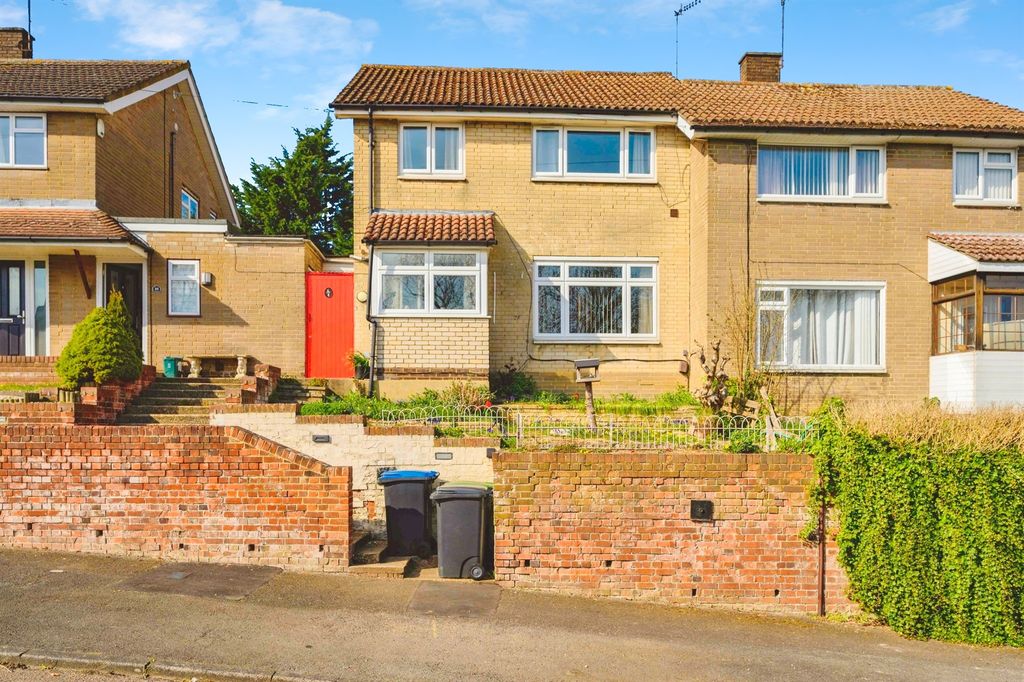 Property photo 1 of 20