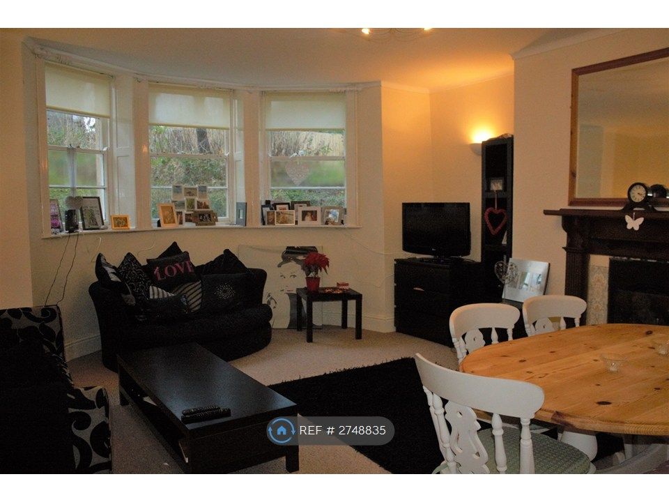 Property photo 2 of 14 Living Room Furnished