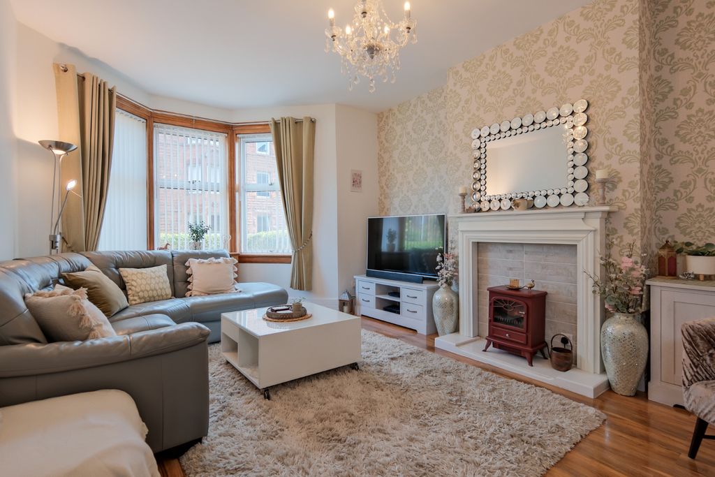 Property photo 2 of 29 5373923