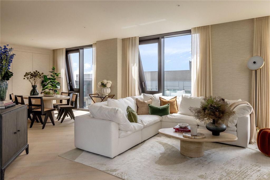 Property photo 1 of 16 Reception Room