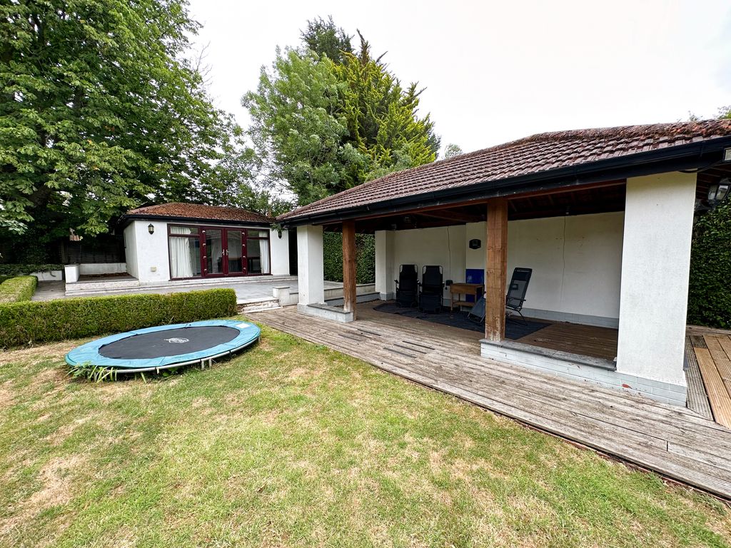 Property photo 2 of 3