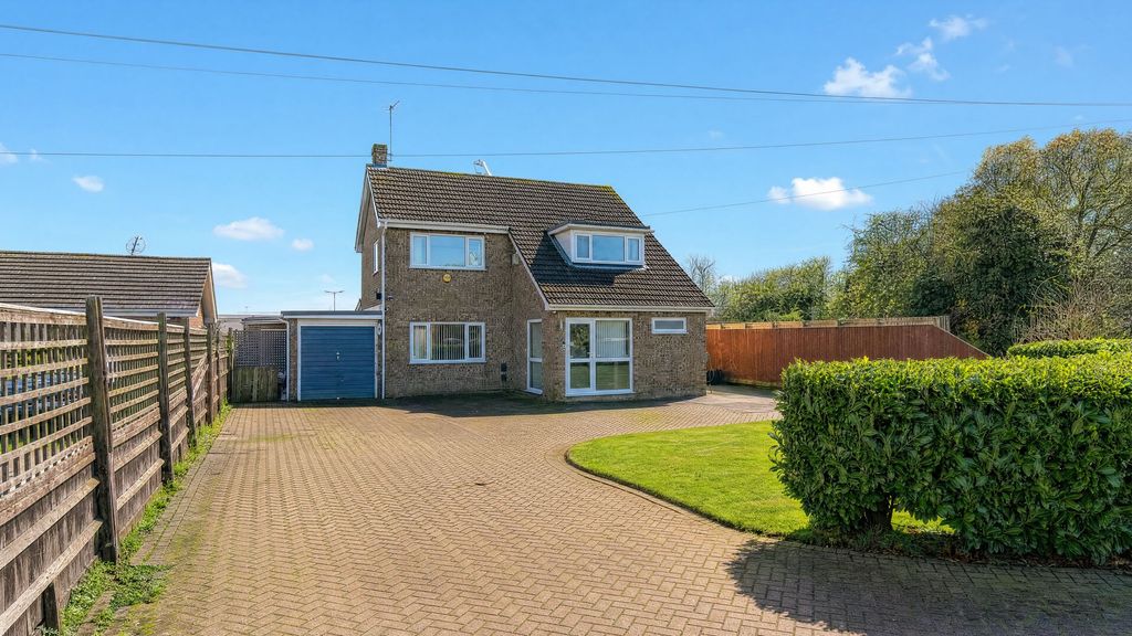 Property photo 1 of 24