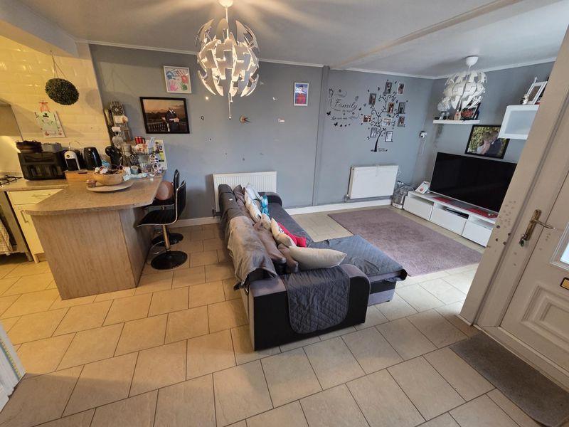 Property photo 3 of 38 Photo 20