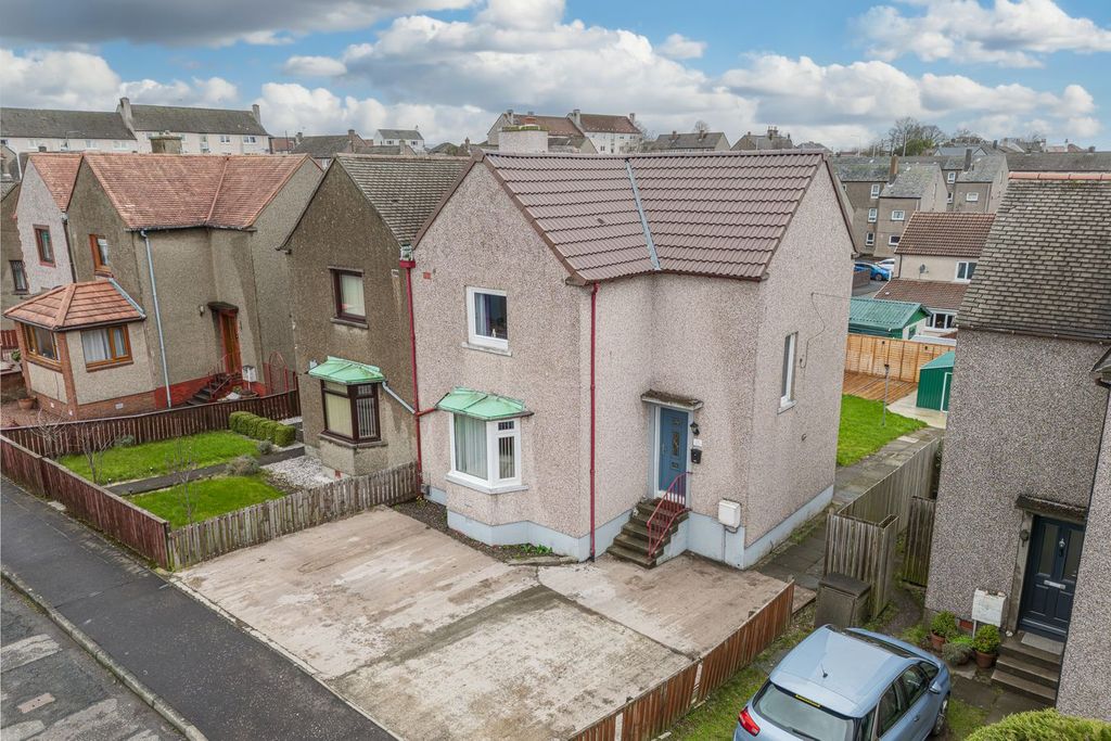 Property photo 1 of 30