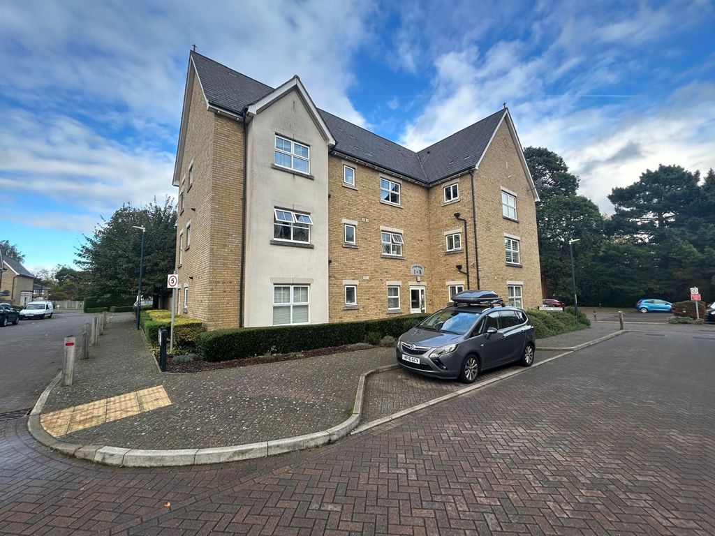 Property photo 1 of 11