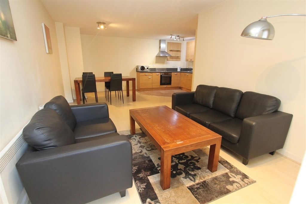 Property photo 1 of 9 Spacious Open-Plan Living With Modern Furniture...