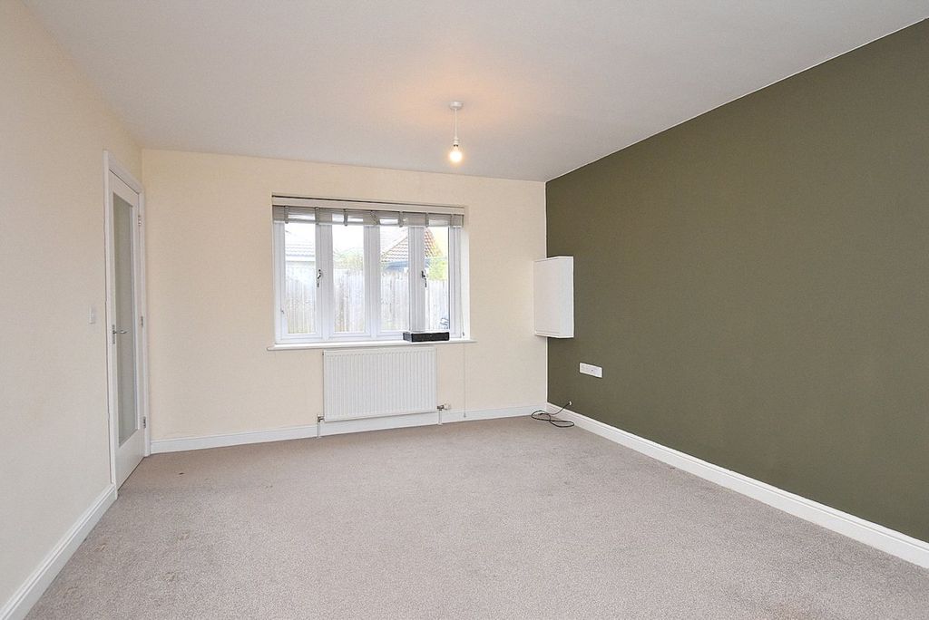 Property photo 2 of 12 Picture No. 07