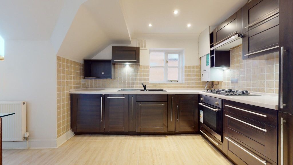 Property photo 2 of 21 Kitchen