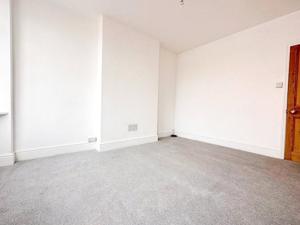 Property photo 2 of 10 Living Room