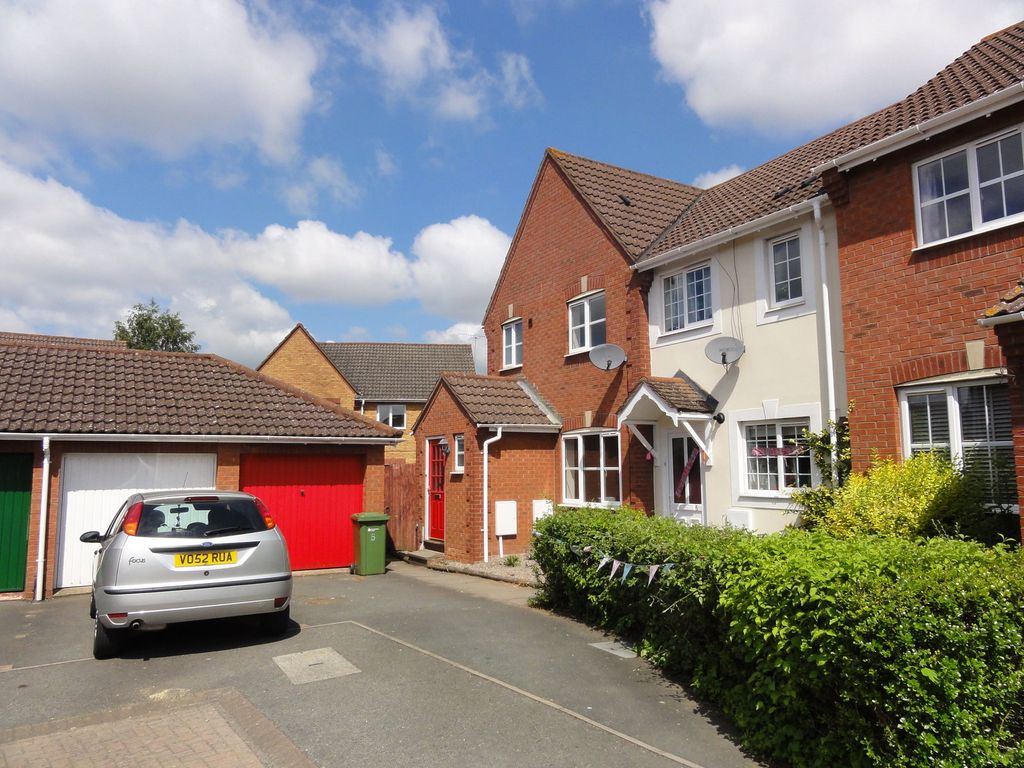 Property photo 2 of 10