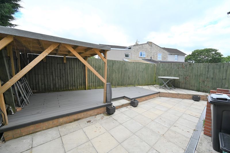 Property photo 2 of 12 Photo 11